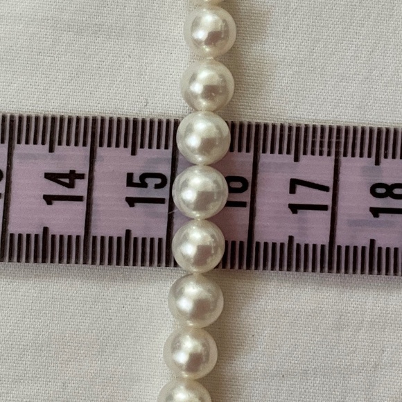 TIFFANY & CO. Ziegfeld Collection Freshwater Pearl Strand Necklace - Picture 8 of 16